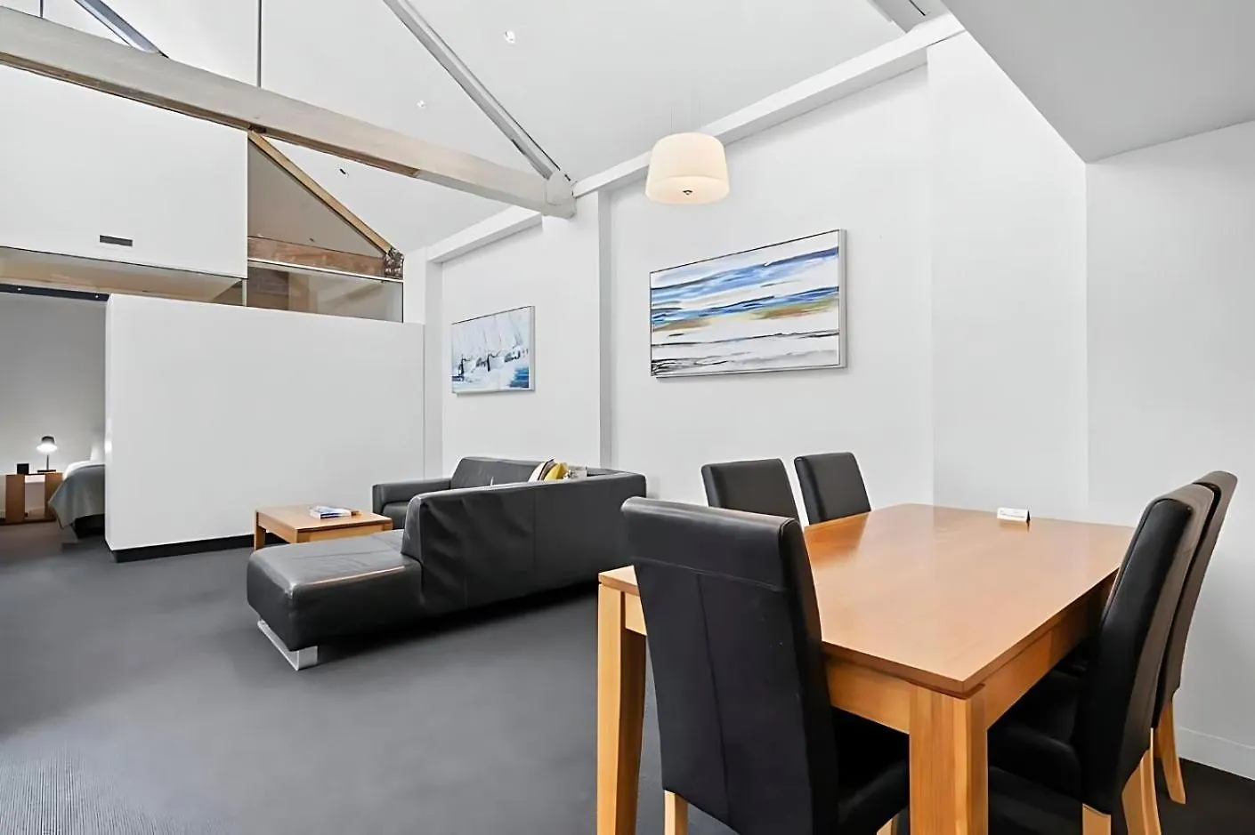Gibson Mill Waterfront Loft Apartment - 304 Hobart
