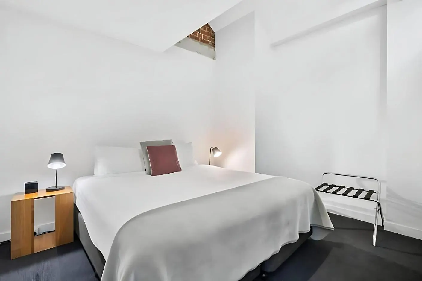 Gibson Mill Waterfront Loft Apartment - 304 Hobart